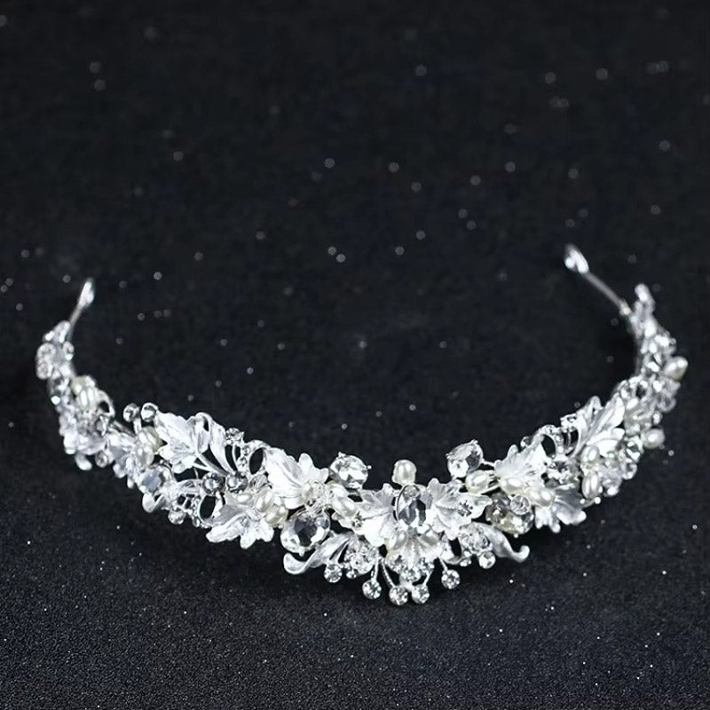 Işıltılı Kristal ve Boncuklu Çiçek Gelin Tacı 02055