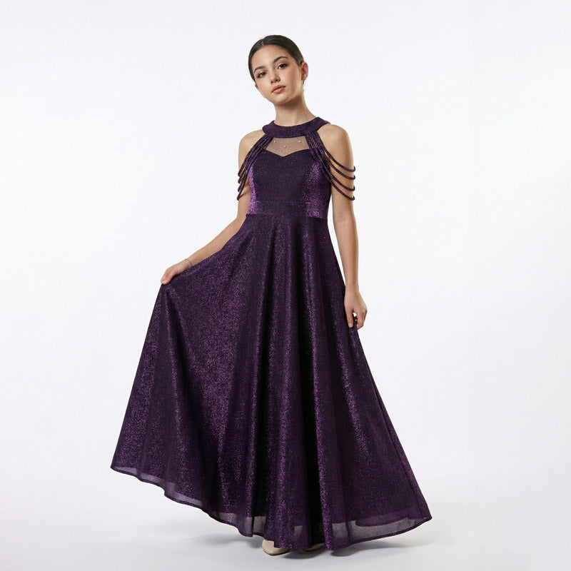 kolsuz, bisiklet yaka ve saten kumaşlı genç kız mezuniyet elbisesi.