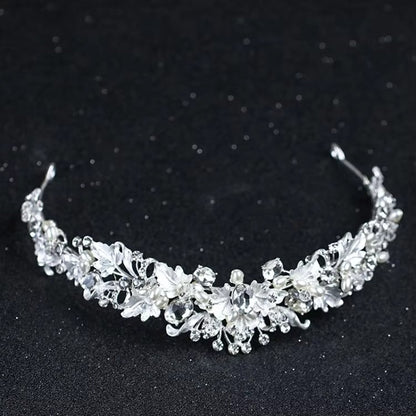 Işıltılı Kristal ve Boncuklu Çiçek Gelin Tacı 02055