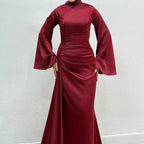 Kadın İspanyol Kol ve Yandan Kuyruklu Saten Tesettür Abiye Elbise 