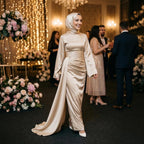 Kadın İspanyol Kol ve Yandan Kuyruklu Saten Tesettür Abiye Elbise 01639