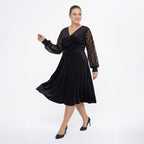 Siyah renkli kruvaze yakalı uzun kollu kuşaklı kadın büyük beden kadife abiye elbise