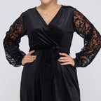 Siyah renkli kruvaze yakalı uzun kollu kuşaklı kadın büyük beden kadife abiye elbise