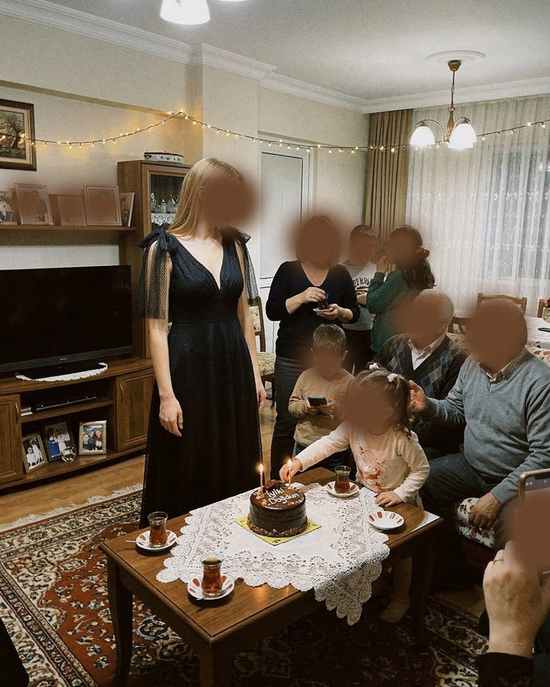 Kadın Siyah Askıları Bağlamalı Noktalı Tül V Yaka Midi Abiye Elbise 46019