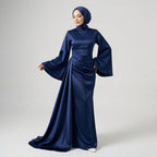 Kadın Lacivert İspanyol Kol ve Yandan Kuyruklu Saten Tesettür Abiye Elbise 01639